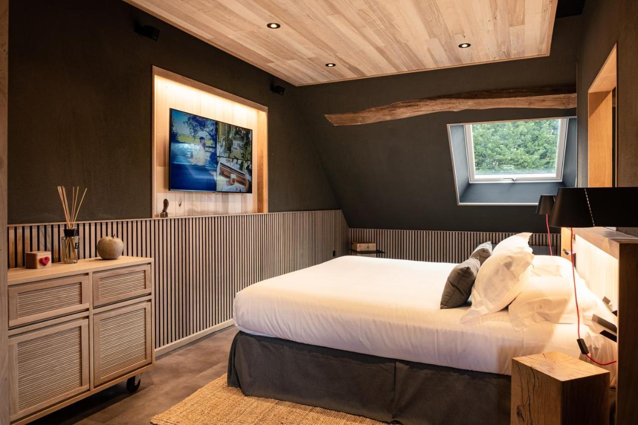 Le Studio Des Pres Verts Suite Design Avec Jacuzzi Privatif Jouey Zewnętrze zdjęcie